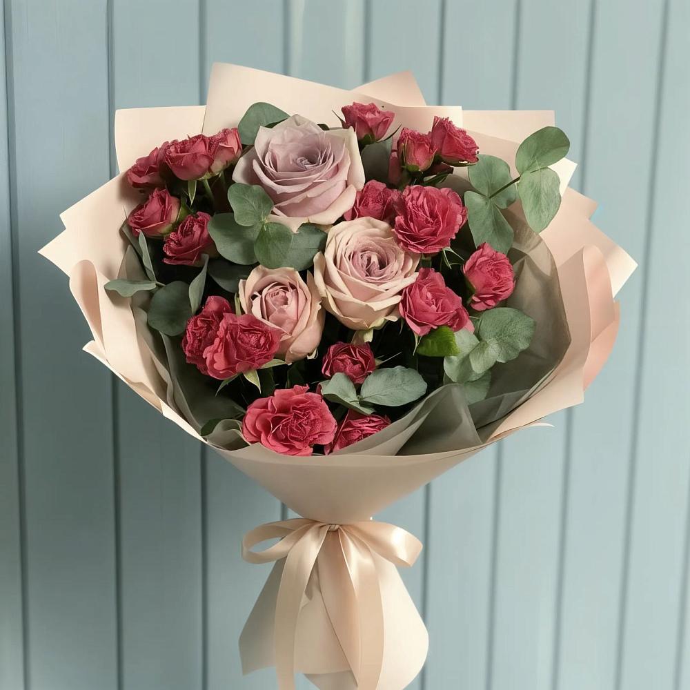 Букет цветов из: Гвоздики и Розы в Алапаевске