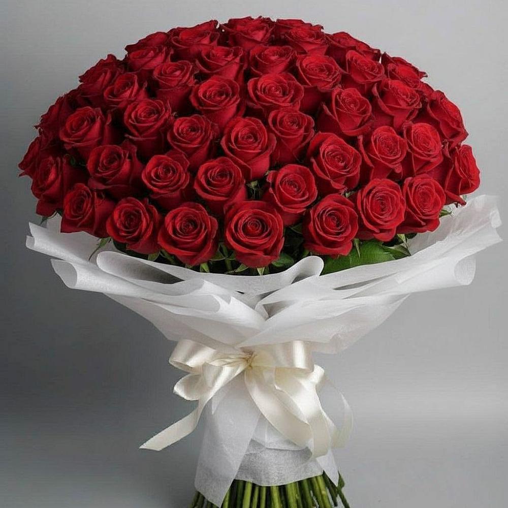 Букет 101 Красная роза Блэк Мэджик в Алапаевске