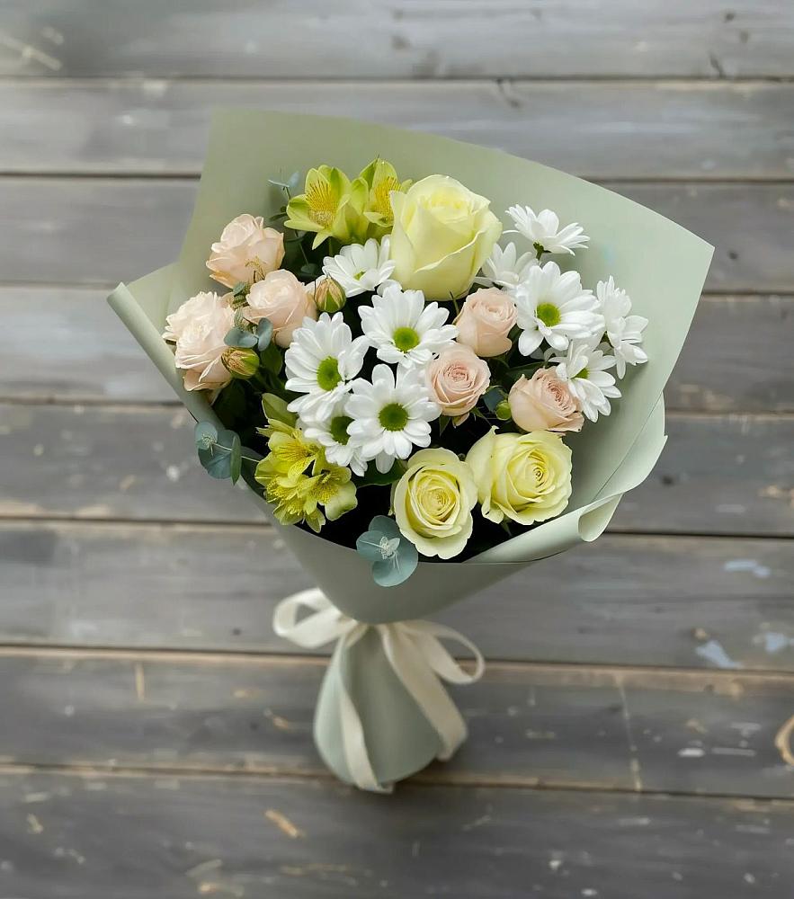 Букет цветов из: Альстромерии, Розы и Хризантемы в Алапаевске