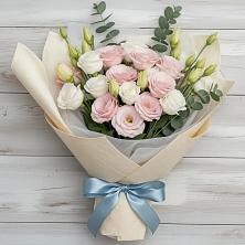 Букет цветов из:  Лизиантусы в Алапаевске