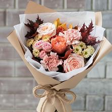 Букет цветов из:  Гвоздики, Хризантемы и Розы в Алапаевске