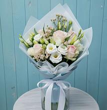 Букет цветов из:  Розы и Лизиантусы #REPLACE_PRED# Алапаевске