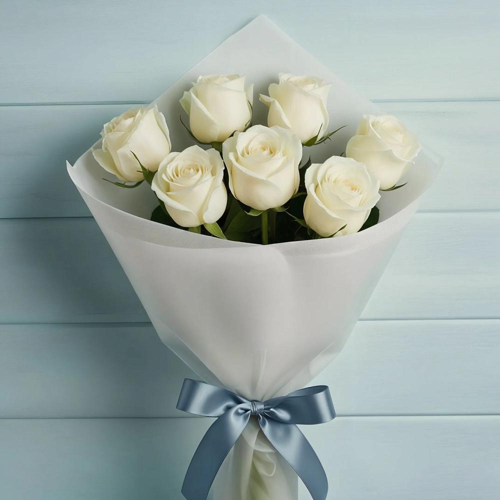 Букет 7 Белых роз Эдлесс Лав в Алапаевске