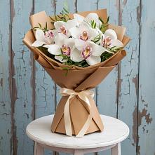 Букет цветов из:  Орхидеи и Розы в Алапаевске
